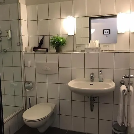 Szálloda U. +